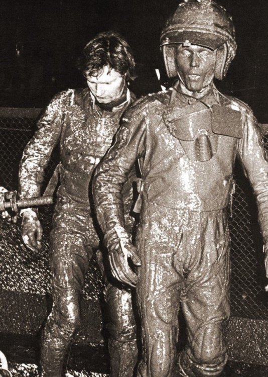 Andy and Alan Grahame Mud.jpg